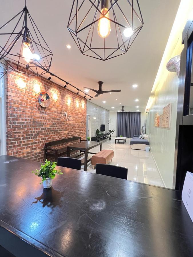 Вилла R3Trohouse 3Br 8Pax Ps4,Pool Table,Netflix Куантан Экстерьер фото