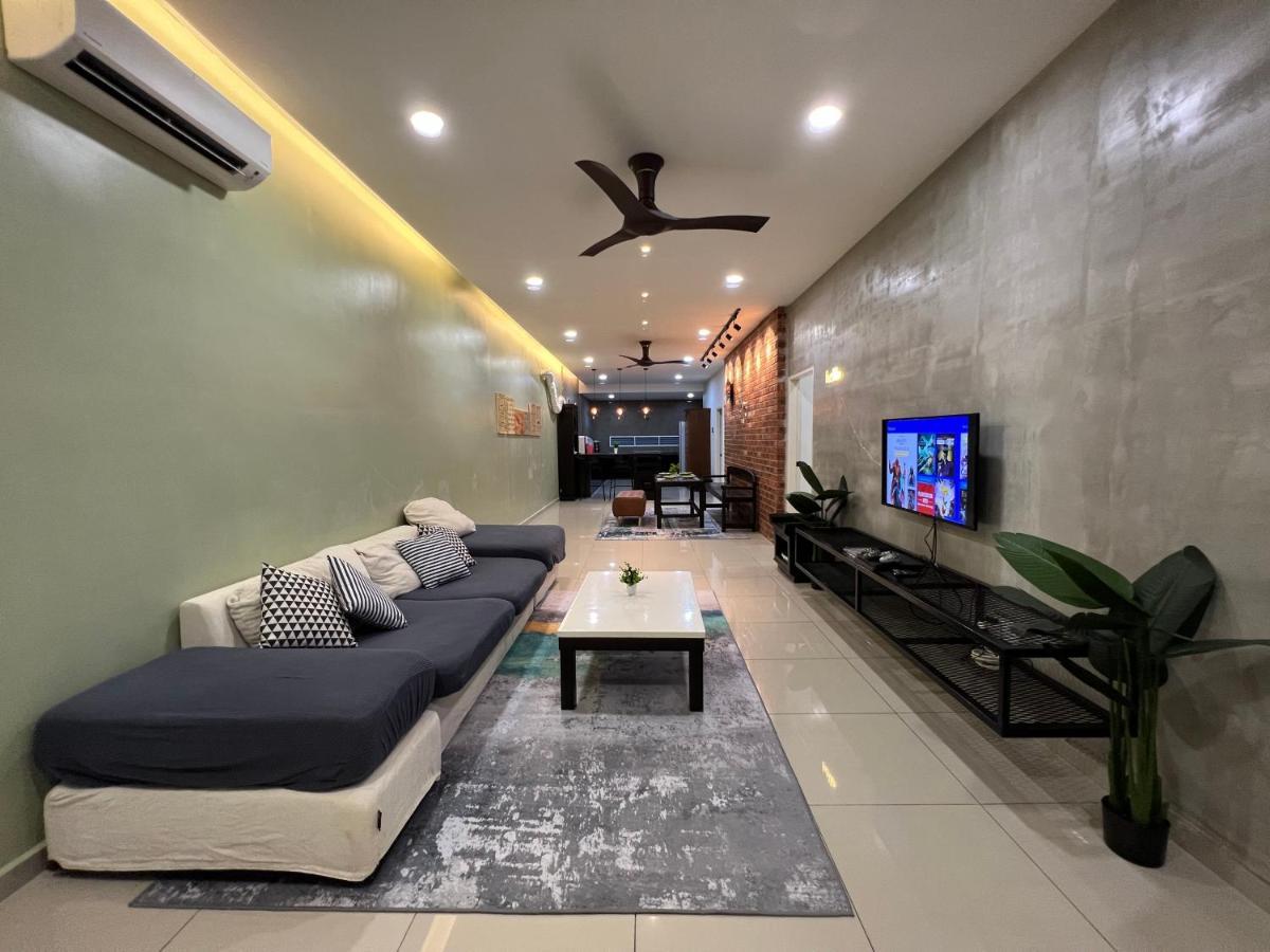 Вилла R3Trohouse 3Br 8Pax Ps4,Pool Table,Netflix Куантан Экстерьер фото